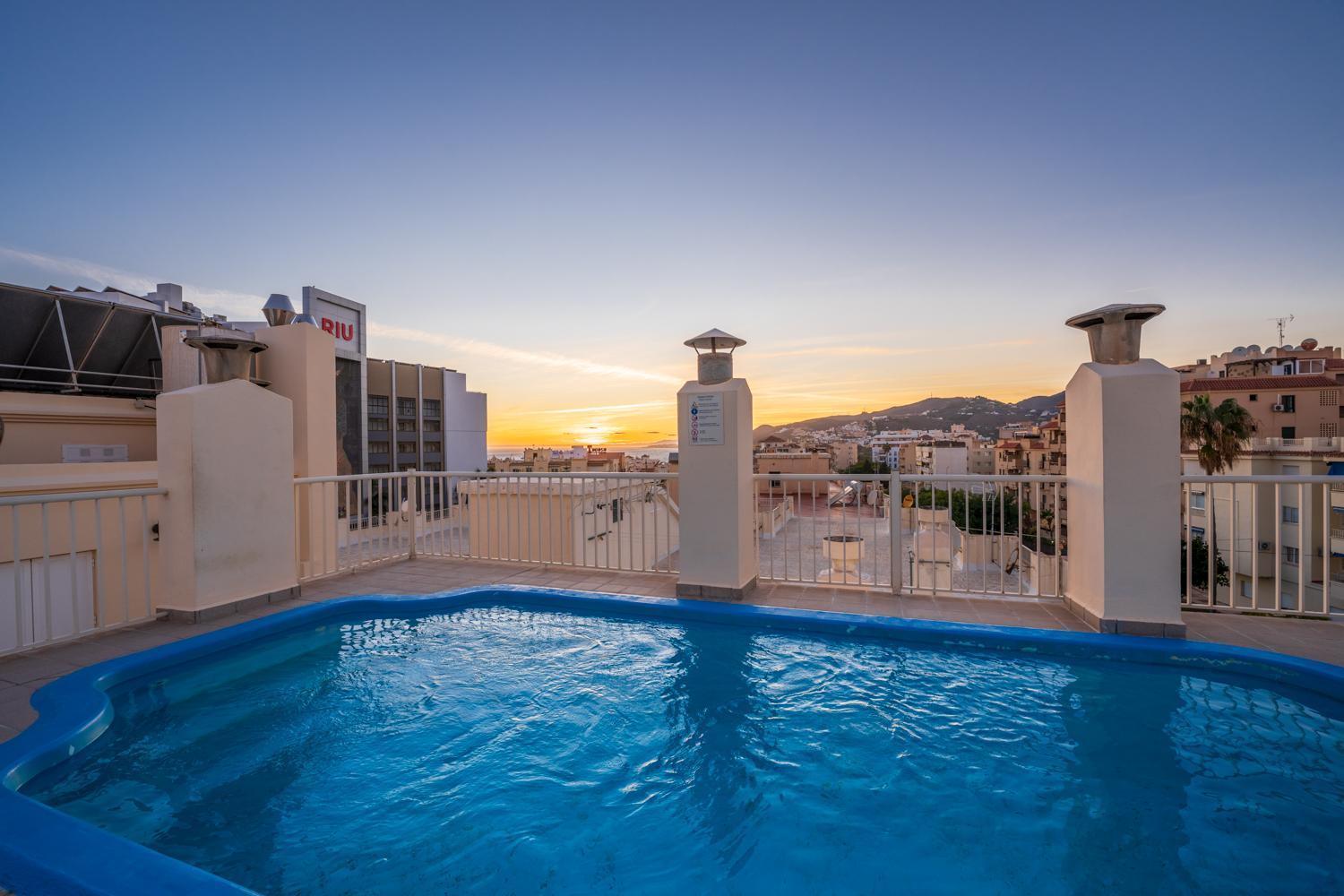 Apartamentos Solset Nerja Esterno foto