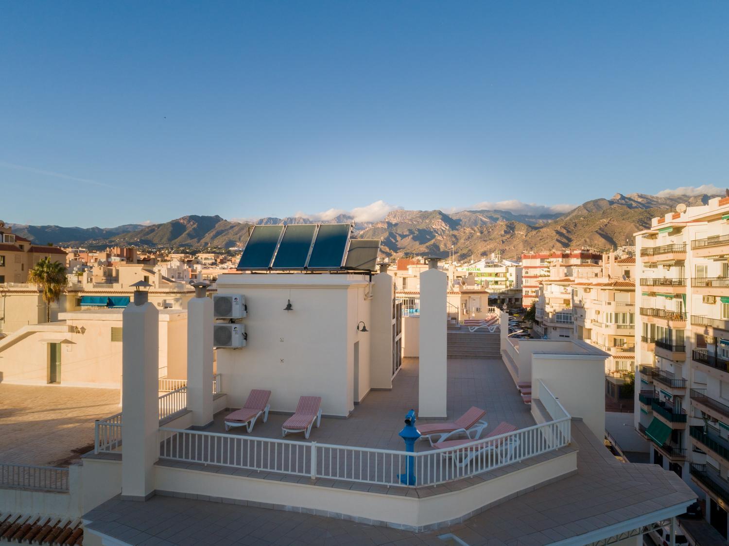 Apartamentos Solset Nerja Esterno foto