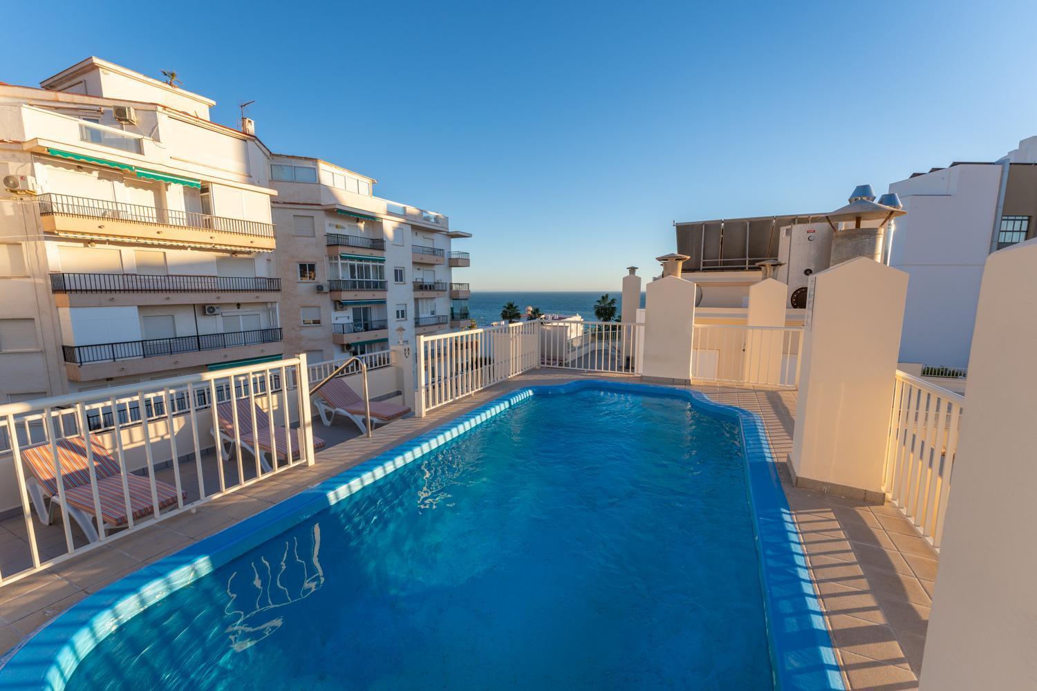 Apartamentos Solset Nerja Esterno foto